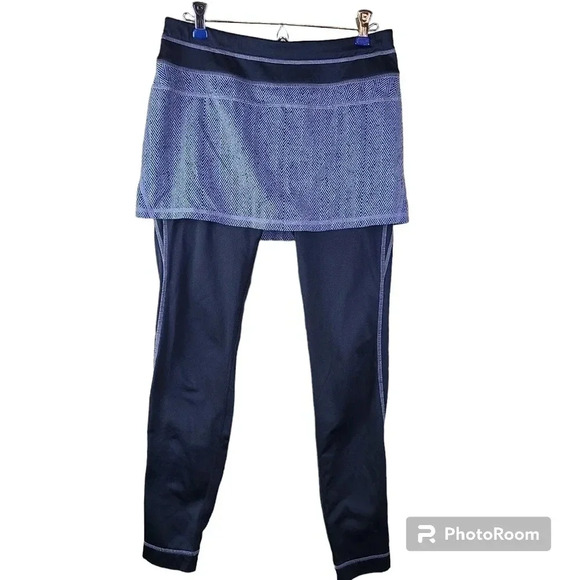 Athleta Skirt Up Acceleration 2 in 1 Skirt Legging - Picture 2 of 14